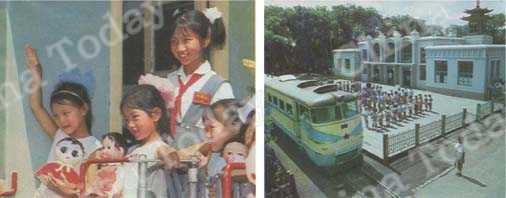 
专供儿童乘坐并由他们自己管理的儿童铁路。
