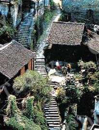 
Hongjiang's ancient city lanes.
