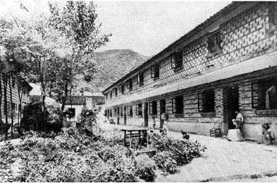 
Neue Siedlung der Produktionsbrigade Schangwang im Kreis Schaohsing, Provinz Tschekiang
